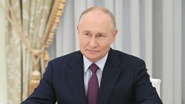 Путин назвал Большой и Мариинский театры мощными символами России1