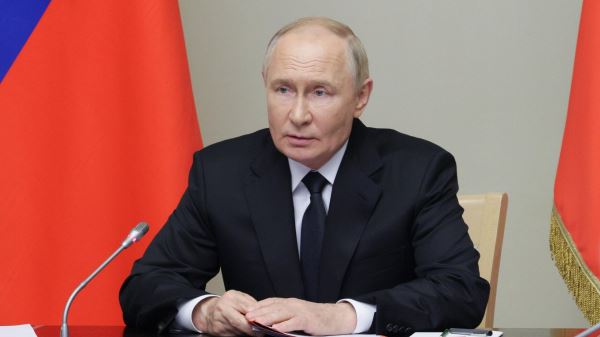 Путин отметил вклад меценатов в поддержку молодых музыкантов1