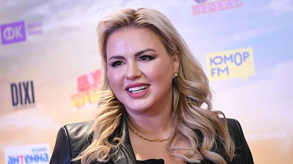 Семенович пожаловалась на нездоровье