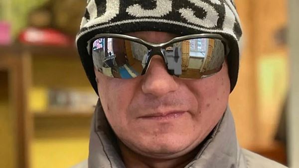 Треш-блогер Безумный Паша устроил драку с женщиной из-за Иришки Чики-Пики