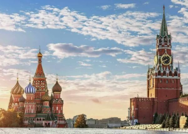 Владимир Путин поручил органам власти решить ряд вопросов в сфере культуры