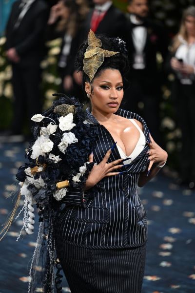 Удачи и провалы на Met Gala 2025: звезды удивляли и шокировали нарядами7