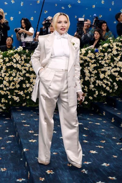 Удачи и провалы на Met Gala 2025: звезды удивляли и шокировали нарядами4