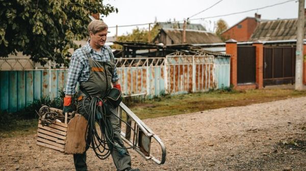 Климова, Борисов, Воробьев, Банщикова, Страхов: лучшие сериалы апреля11