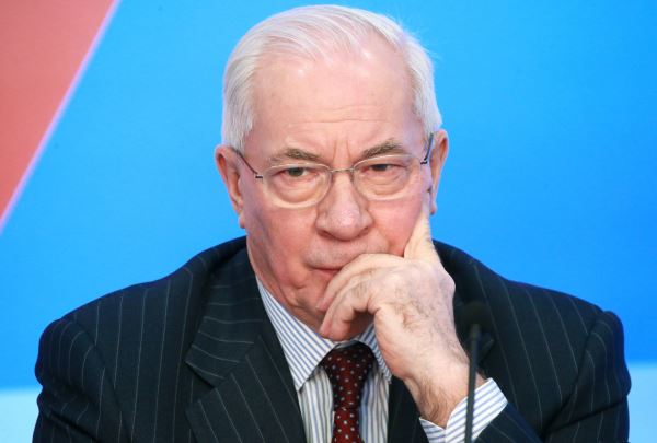«Будет вечно отдавать долги»: как Украина оказалась в полной финансовой зависимости от Запада