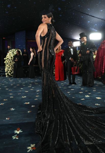Удачи и провалы на Met Gala 2025: звезды удивляли и шокировали нарядами15