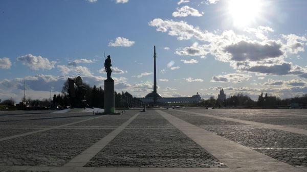 Оркестры Большого и Мариинского театров выступят в Москве в День Победы0